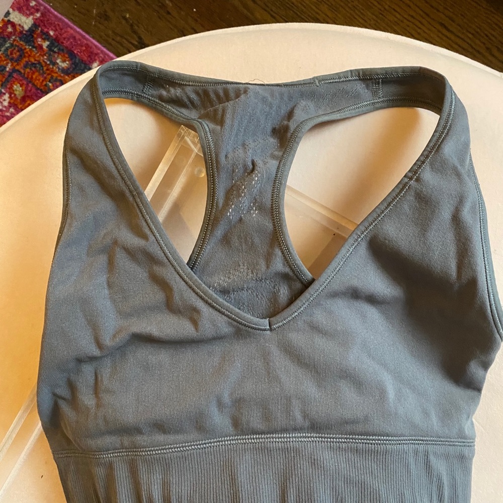 Lulu lemon sports bra